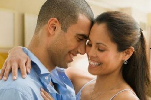 国产夫妻性爱视频,真实情感与性爱的交织  第3张